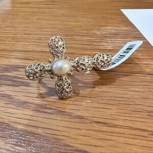 Forever 21 Two Double Finger Filigree Cross Pearl Ring Gold Size M/L